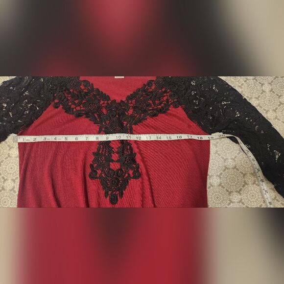 Venus Ruched top - Picture 3 of 9